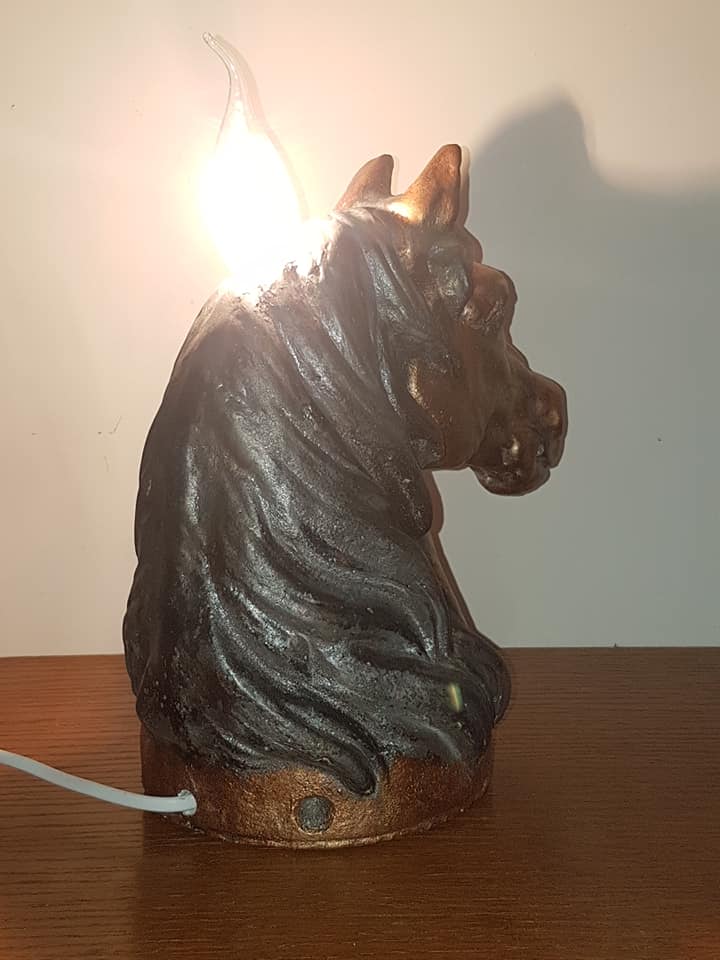 lampe cheval 16